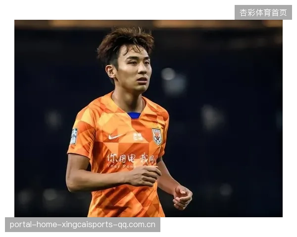 鲁能临时指挥微调阵型，球员执行力获主帅点赞